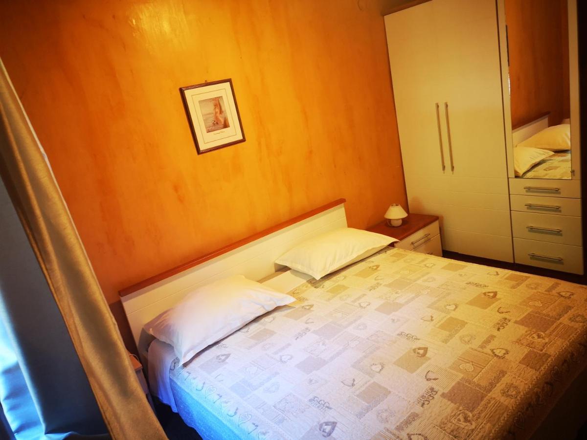 Apartment Marisa 포레치 외부 사진