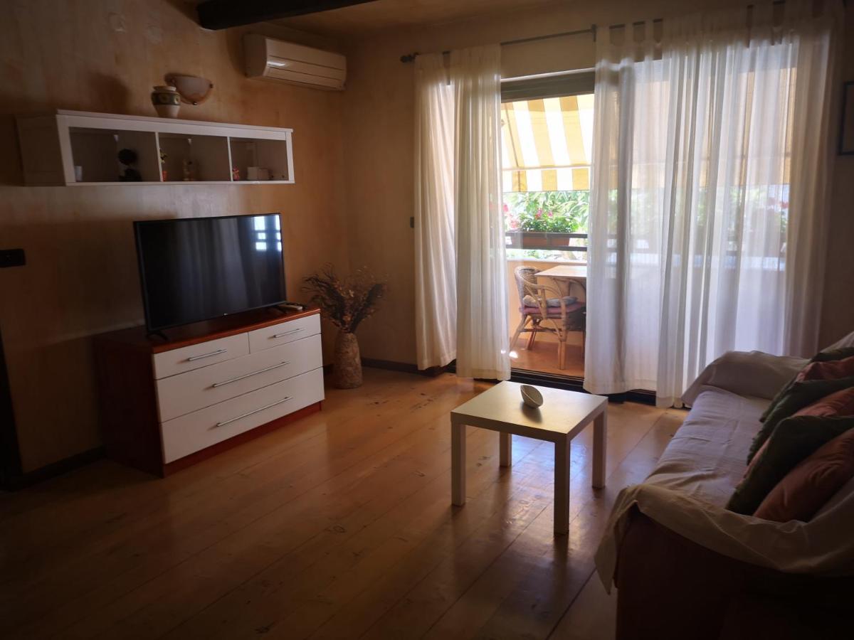 Apartment Marisa 포레치 외부 사진